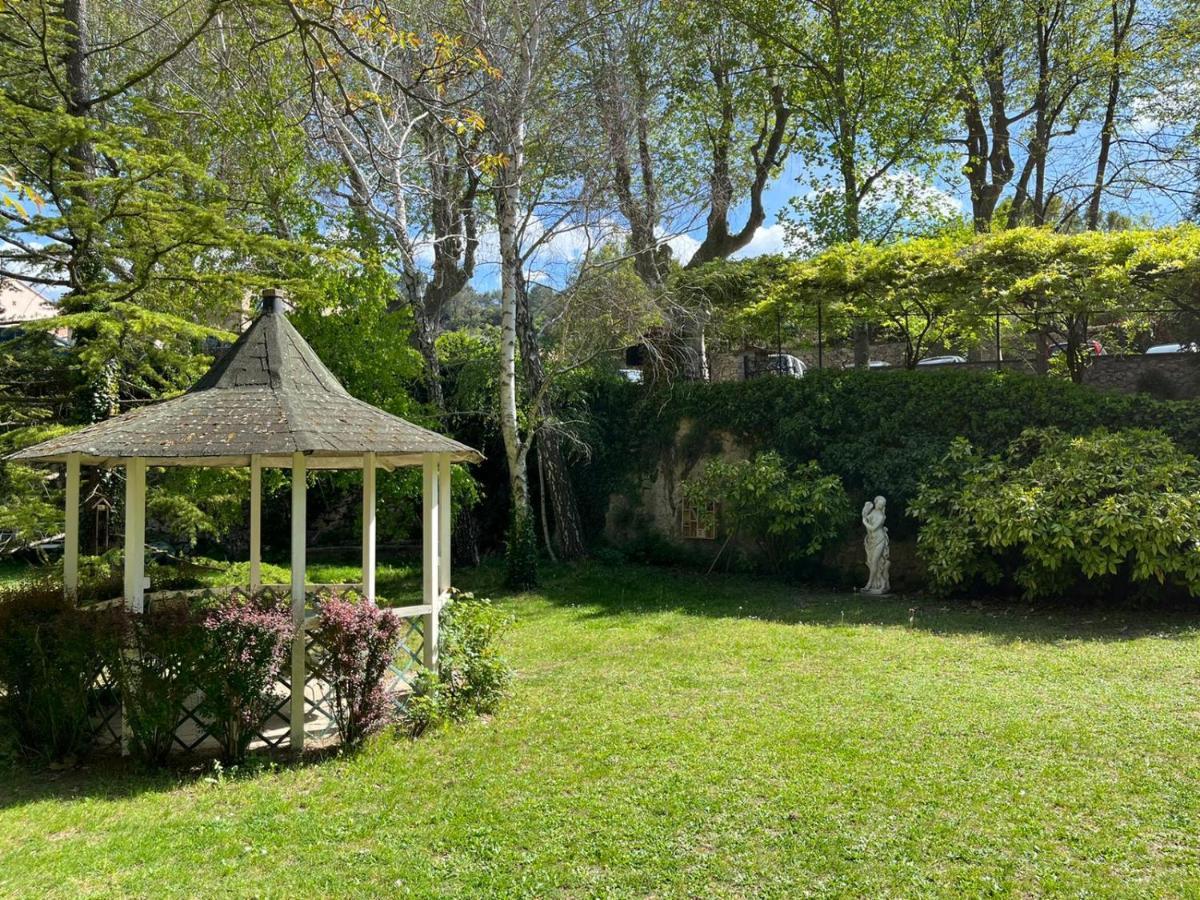 Le Vieux Moulin De Jouques Exterior foto