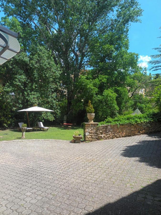 Le Vieux Moulin De Jouques Exterior foto