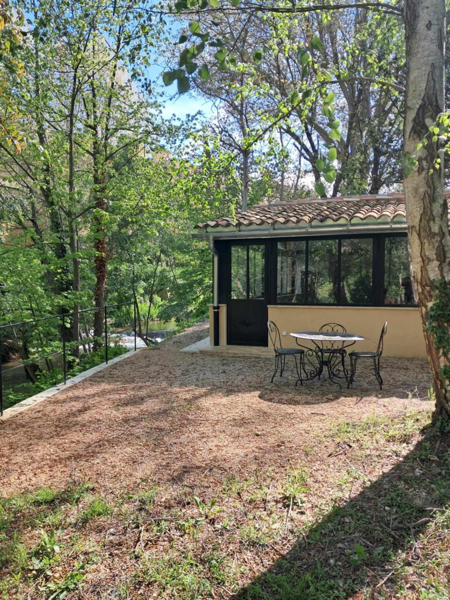 Le Vieux Moulin De Jouques Exterior foto